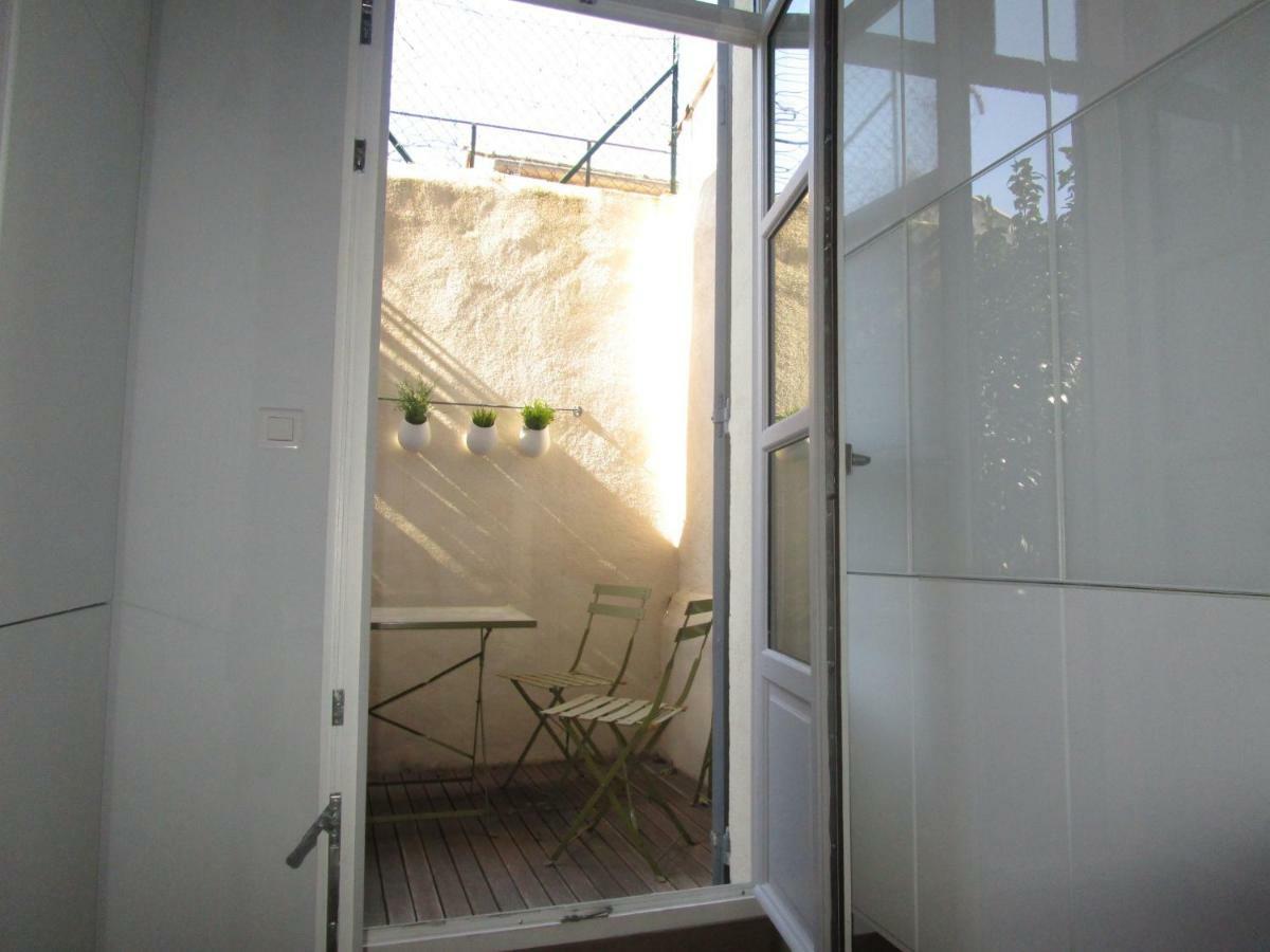 Maison 3 Chambres - Terrasse - Climatisation 10 Minutes A Pied Du Pont D'Avignon Exteriör bild